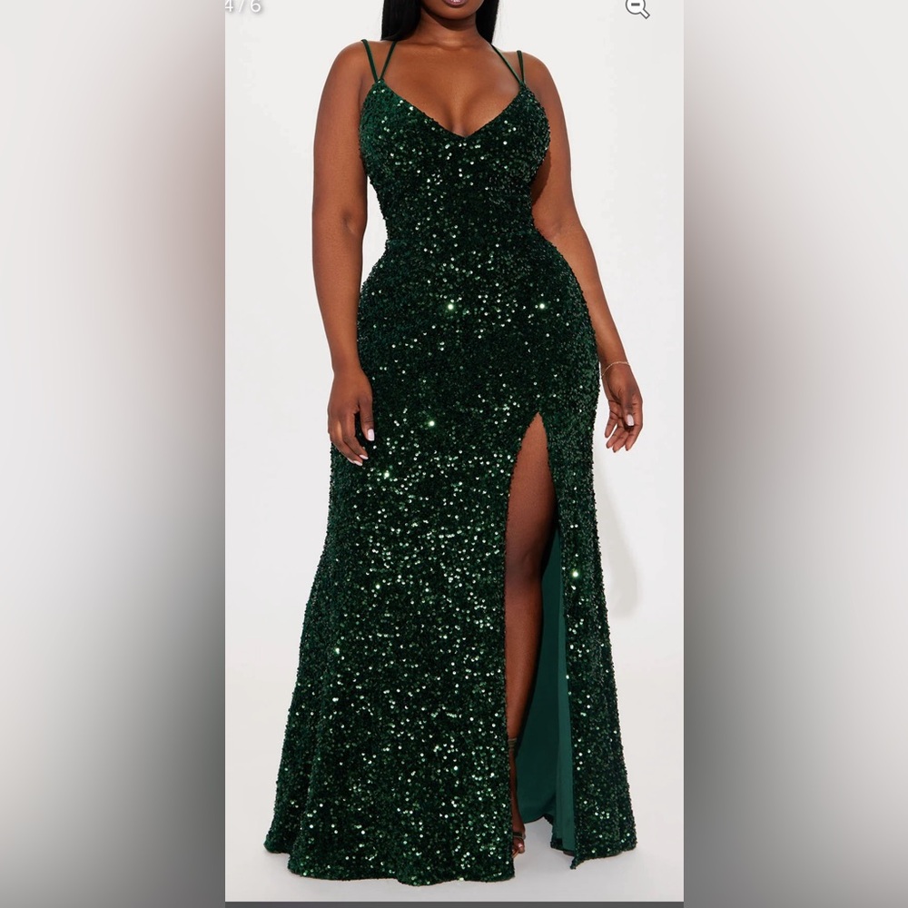 NWT- Hunter Green Velvet Sequin Gown